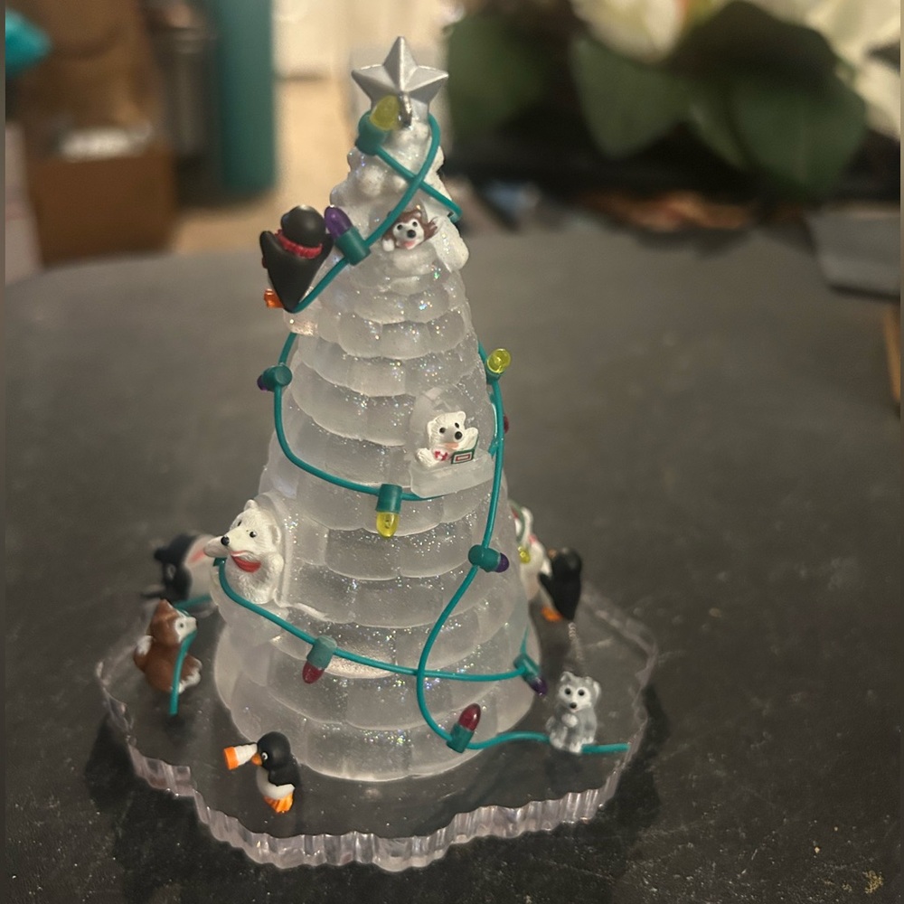 Hallmark Keepsake Frosty Friends Light-Up Ornament - Picture 9 of 9